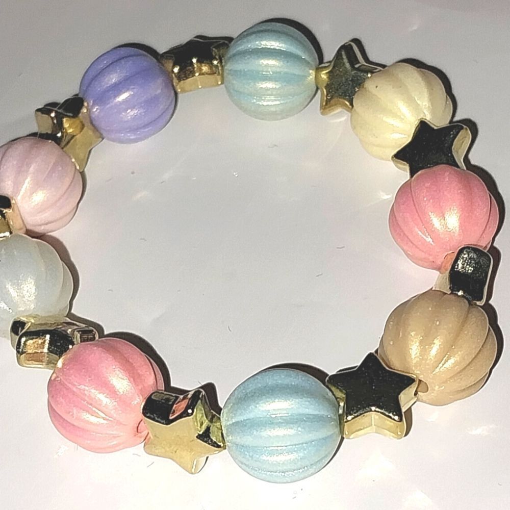 Handmade Girls Cute Acrylic latern Beads Bracelet - Picture 4 of 7